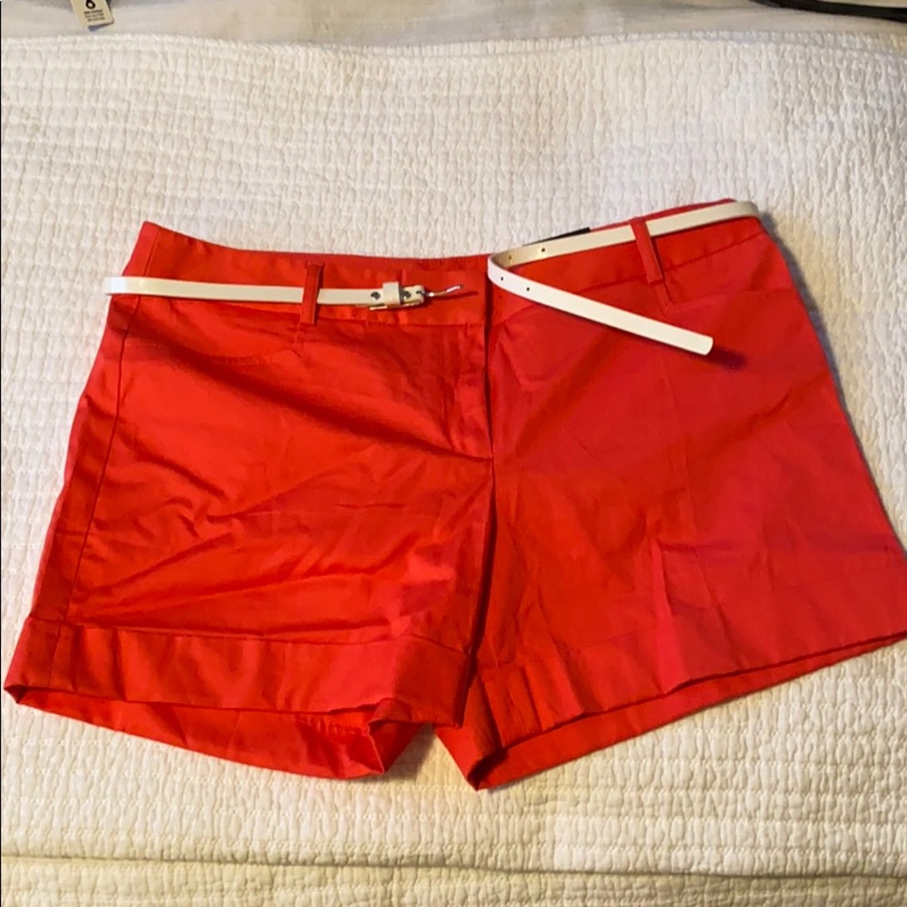 Express cuffed short in pink/salmon